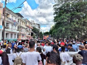 El pueblo cubano se solidariza con Venezuela ante amenazas regionales de EE.UU. 20 vevezuba