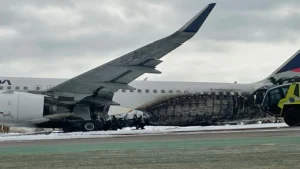 Incendio en Airbus A320 en São Paulo obliga a evacuar pasajeros