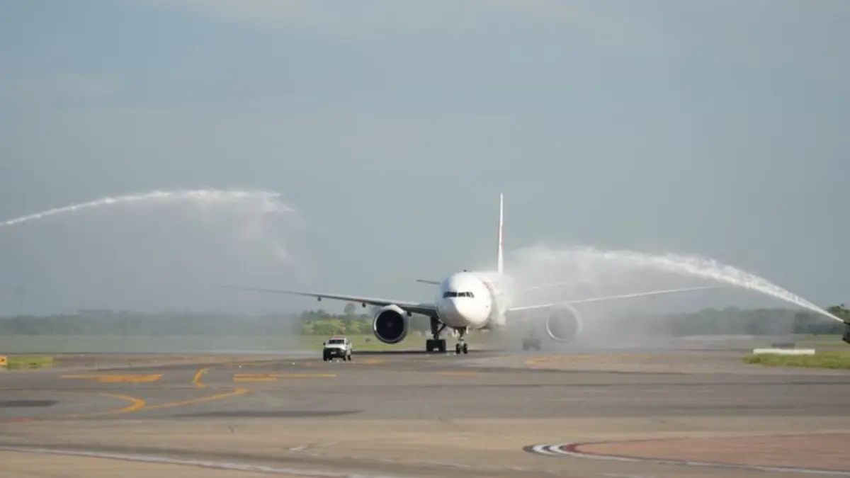 vuelo inaugural china argentina dic25.jpg