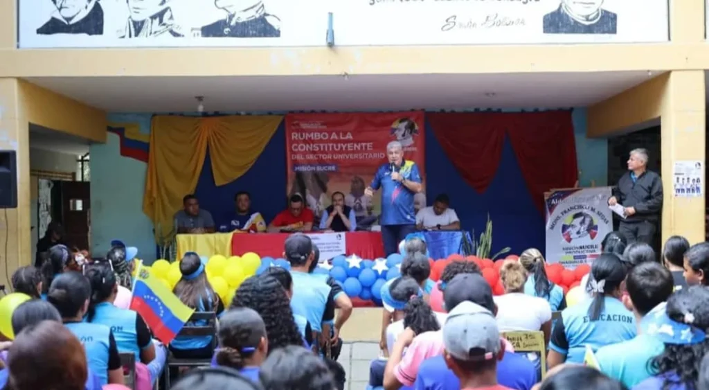 Sector universitario de Venezuela elige voceros constituyentes