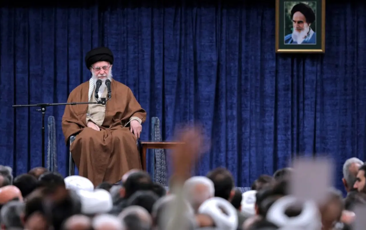 ayatola iran eeuu01.jpg