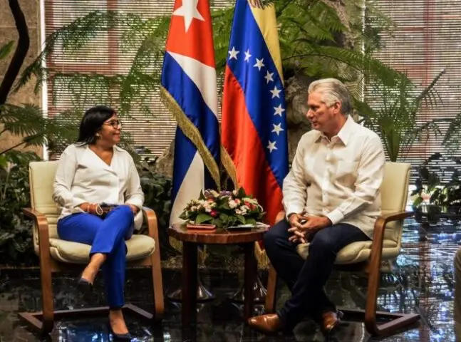 diaz canel y delcy.jpg