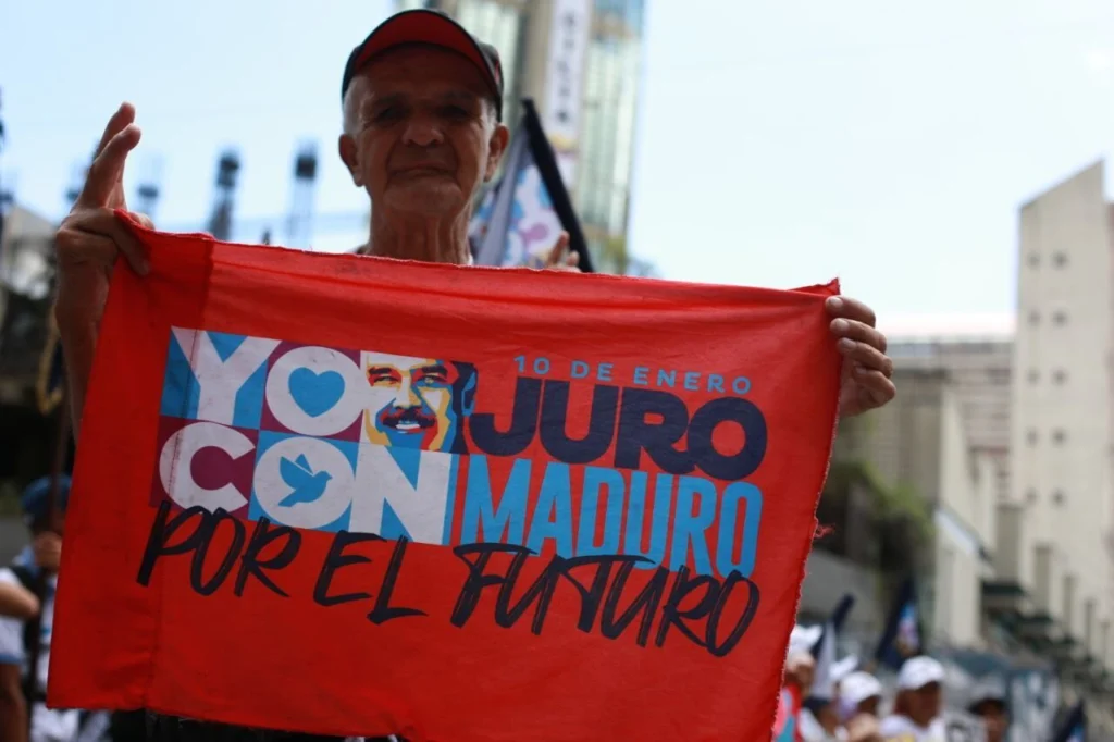 En imágenes: Trabajadores petroleros marchan en respaldo a reforma de Ley de Hidrocarburos 6 galeria portada 06