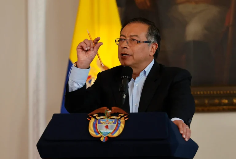 gustavo petro