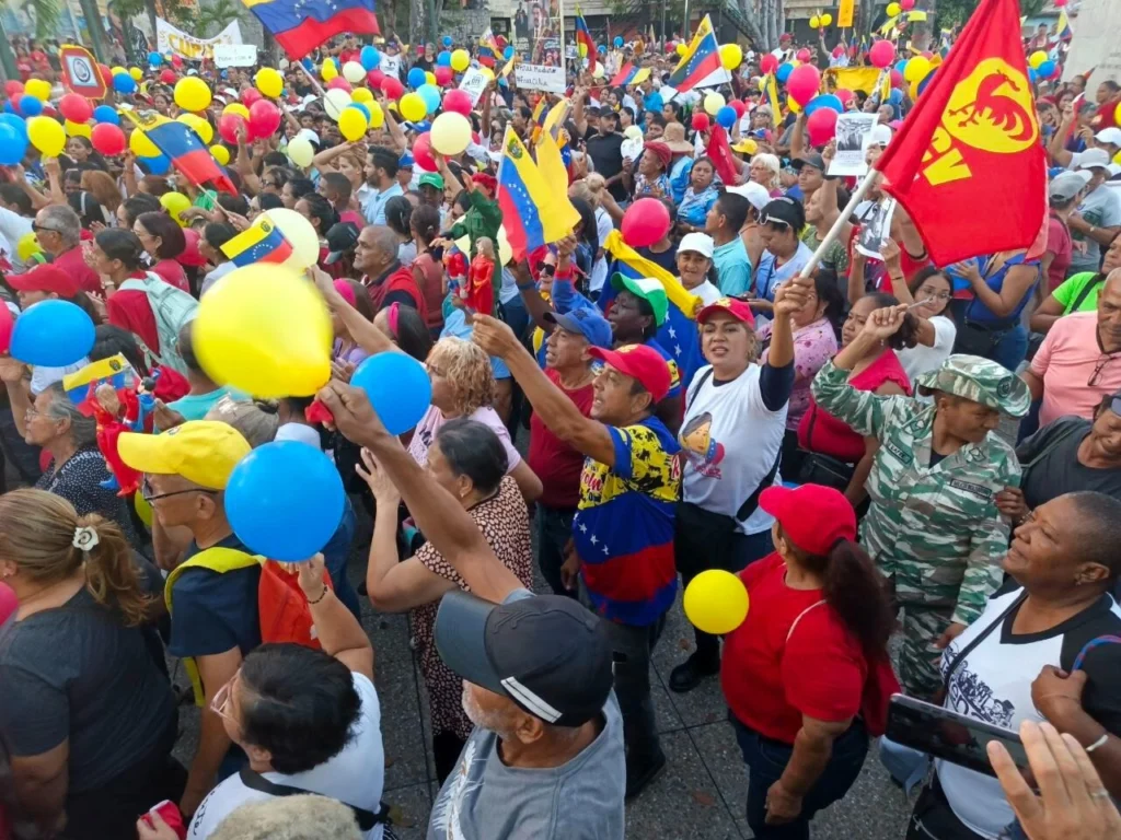 En imágenes: Venezuela mantiene movilización por liberación de presidente Maduro y Cilia Flores 3 ja 10