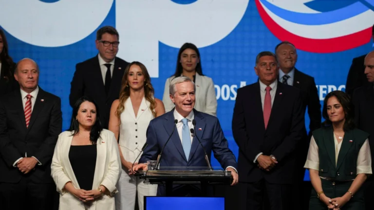 kast gabinete ene2026