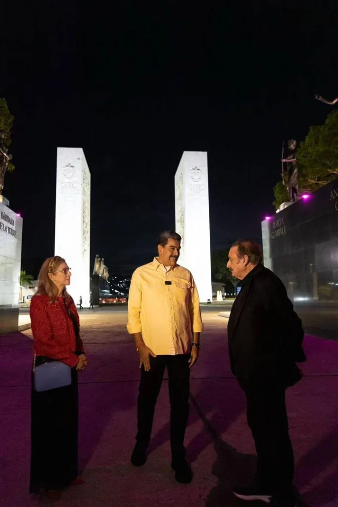 Le président Maduro : « Aux citoyens des États-Unis, je dis qu’ici, au Venezuela, vous avez un peuple amical. » Interview de Maduro Ramone 2 1