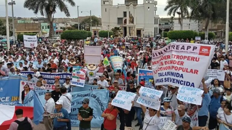peru huelga petroperu rrss