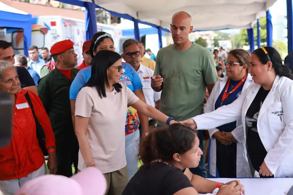 precidenta e delcy rodriguez.jpg