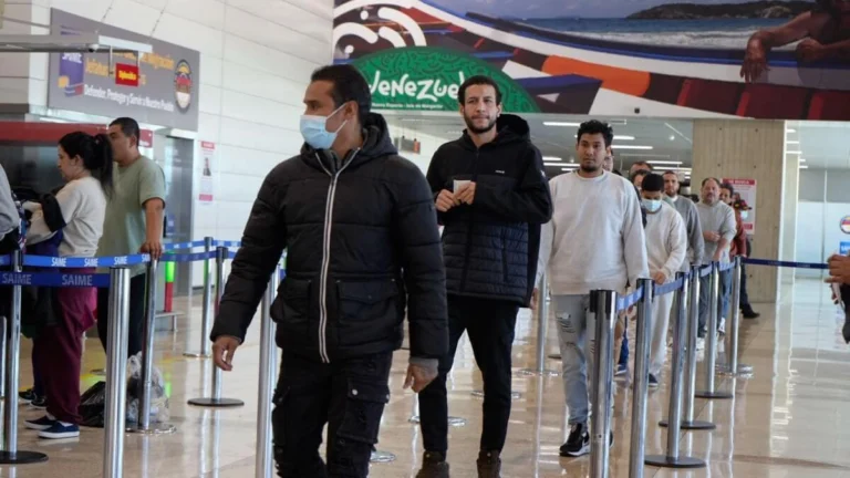 venezuela vuelta a la patria