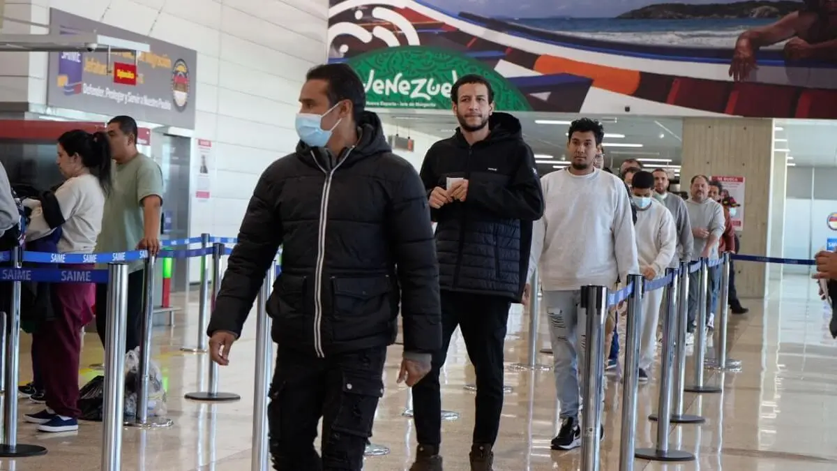 venezuela vuelta a la patria.jpg