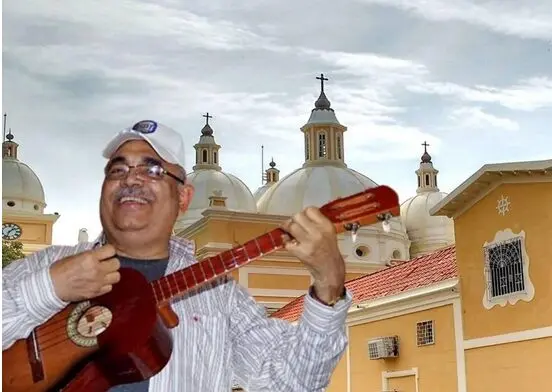 2 renato aguirre.jpg