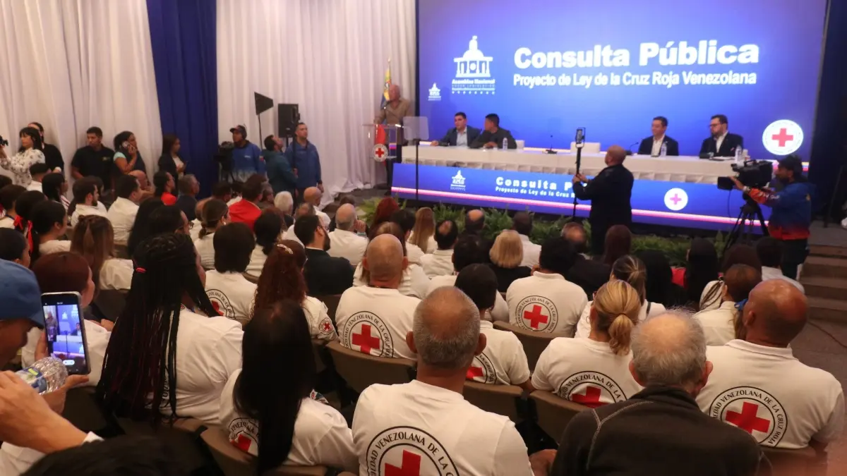an inicia consulta publica sobre ley de la cruz roja venezolana feb21 26.jpg
