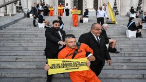 argentina arrestos greenpeace