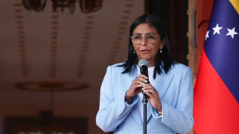 Venezuela y EE.UU. acuerdan trabajar en agenda de cooperación contra narcotráfico 1 delcy feb2026