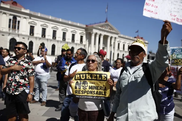 Ambientalistas de El Salvador denuncian avance minero por acuerdos con EE.UU. 1 mineria