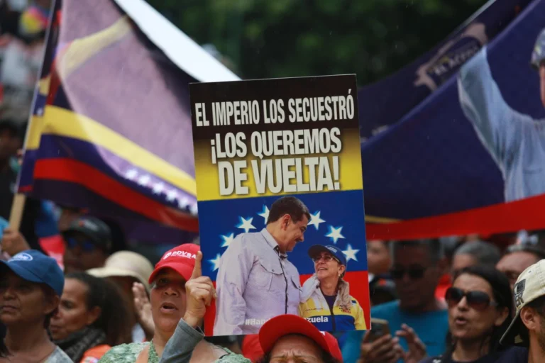 photo 5114113548031298625 y