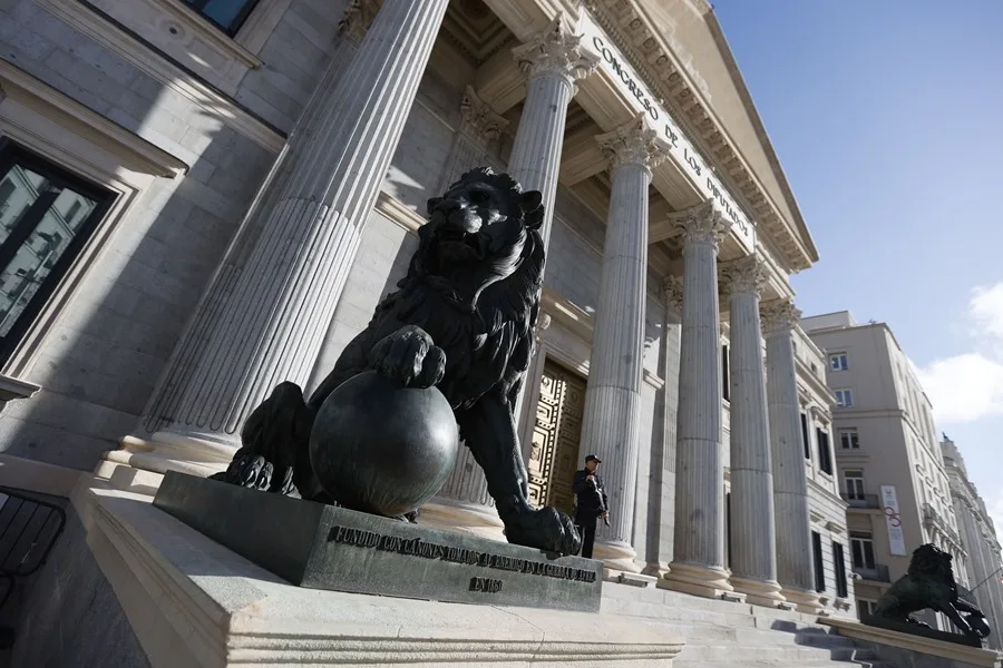 puerta leones congreso