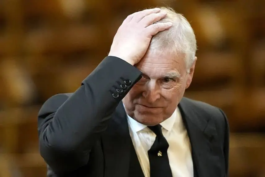 Policía británica detiene al expríncipe Andrés en medio del escándalo por vínculos con Epstein