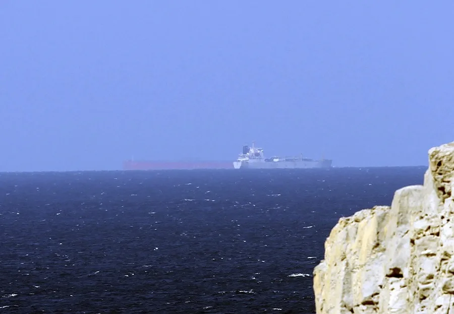 xah03 eau oman estrecho