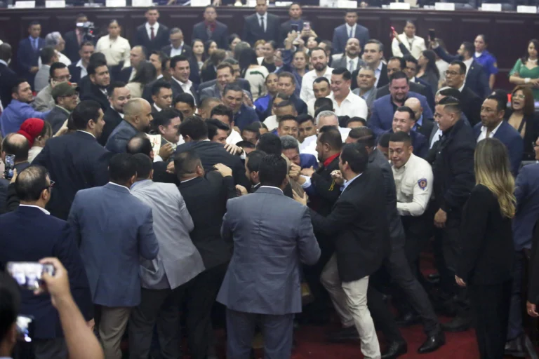 24c23c7ffa67dad421d12d634beb296d1fa220e4w