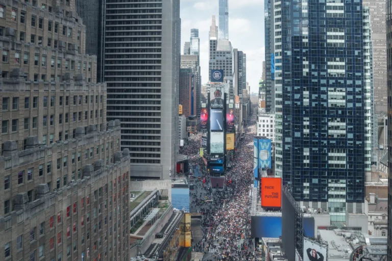 4cd6bd547fd75989adb84d13e8636d930d010c7cw