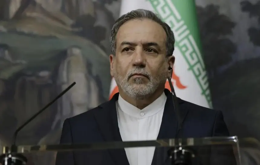 abbas araghchi.jpg