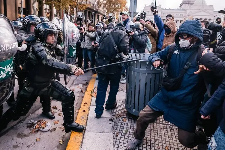 argentina represion foto efe.jpg