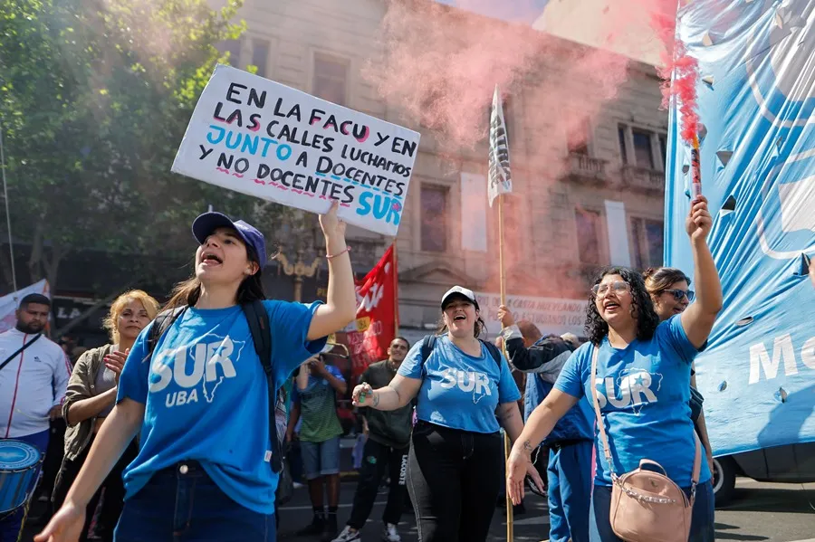 LEY DE GLACIARES: Exclusión Masiva y Protestas en Argentina