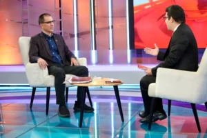 Entrevista: Venezuela elige la paz mientras su presidente permanece secuestrado en EE. UU.