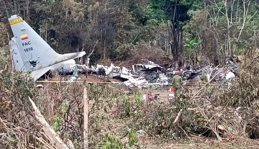 avion colombia n.jpg