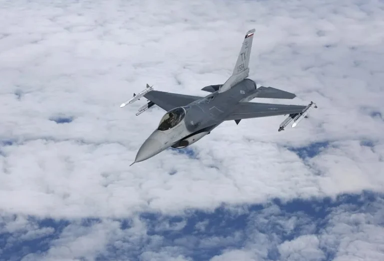 Perú destina USD 146 millones para compra de cazas bajo "secreto militar" 1 aviones caza