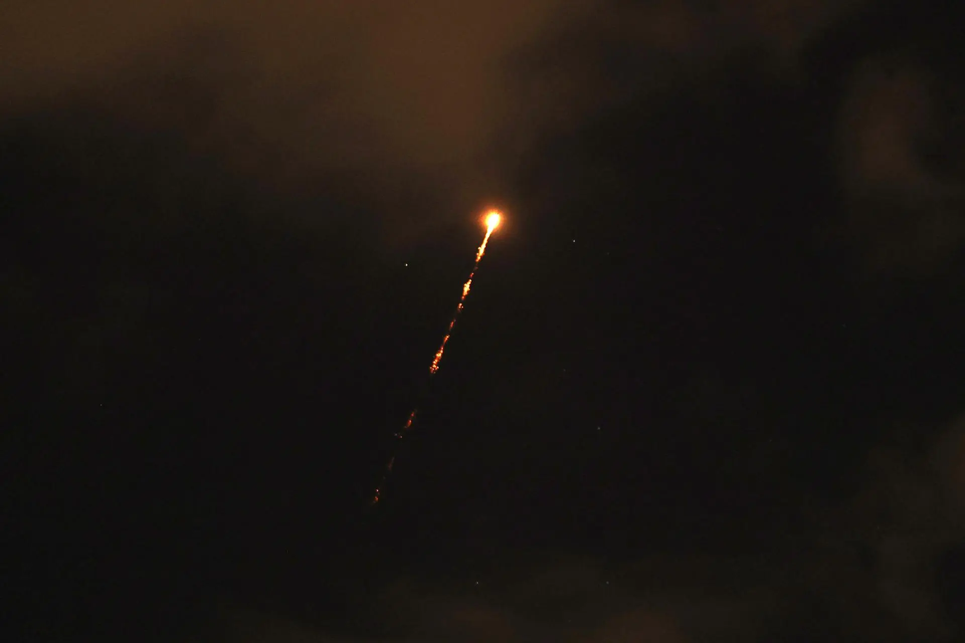 b31c0318c621158db39994d3f39d021f3fae5cfaw 1.jpg