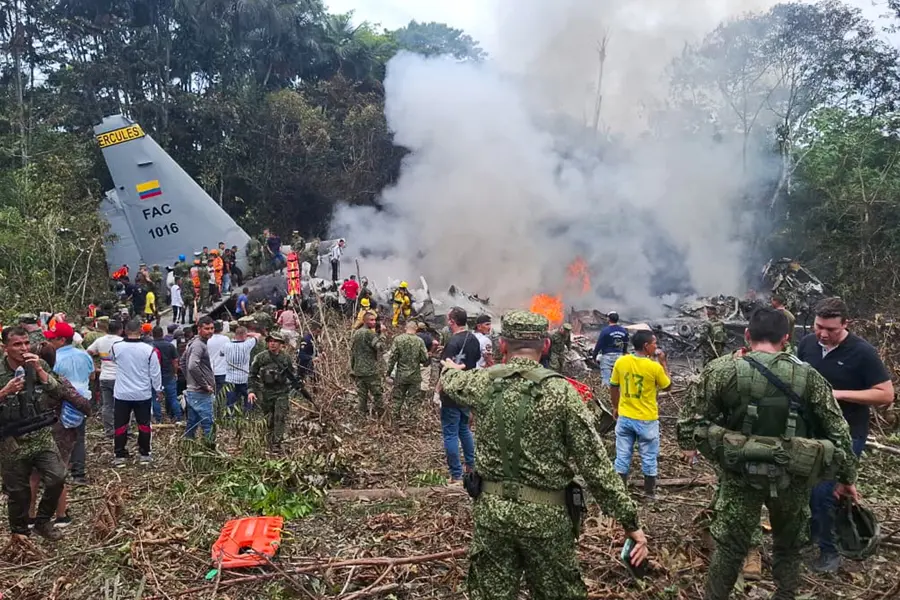 colombia accidente avion militar foto efe.jpg