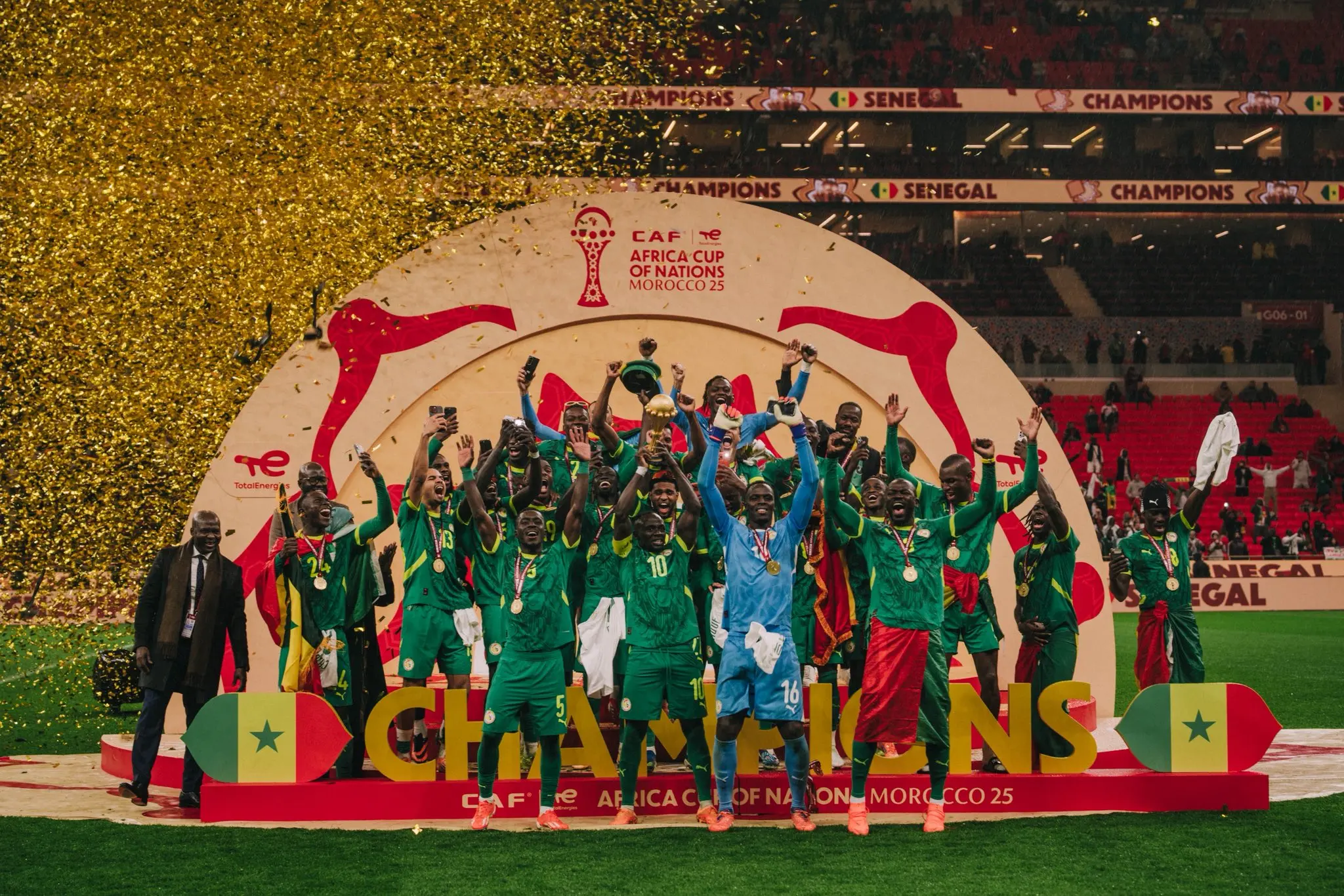 equipo de senegal gana la copa de africa.jpg