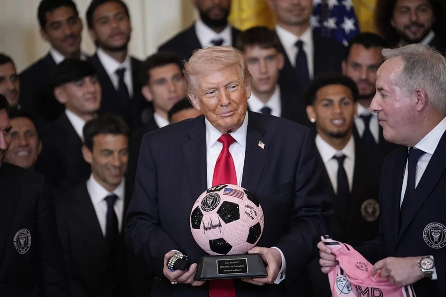 iran futbol trump 2