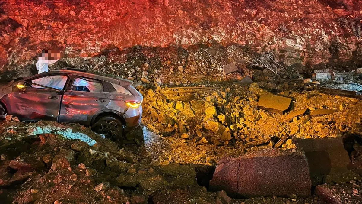 misil iran israel 1marz2026.jpg