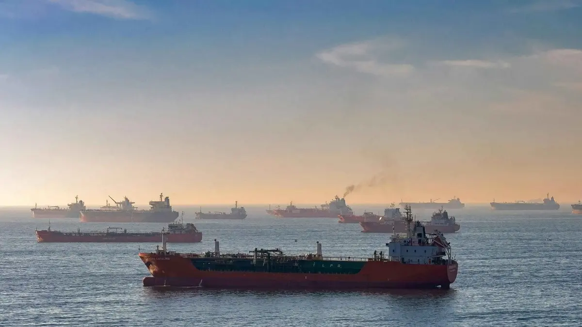 petroleros estrecho de ormuz foto iranobserver0.jpg