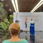 photo 5017138808599809038 y