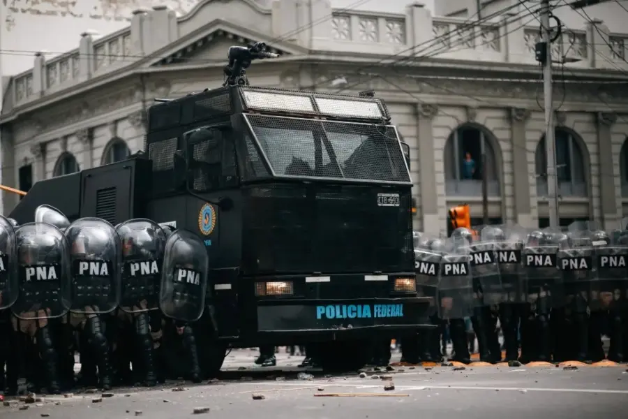 poli.jpg