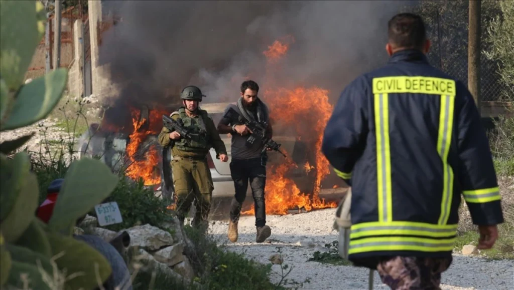 thumbs b c 293b3497c6168a6ac10c3deb528a14b2