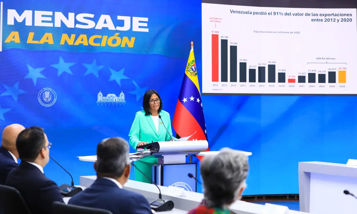 ANUNCIO SALARIAL Y ENTREGA DE LENTES A DOCENTES EN VENEZUELA