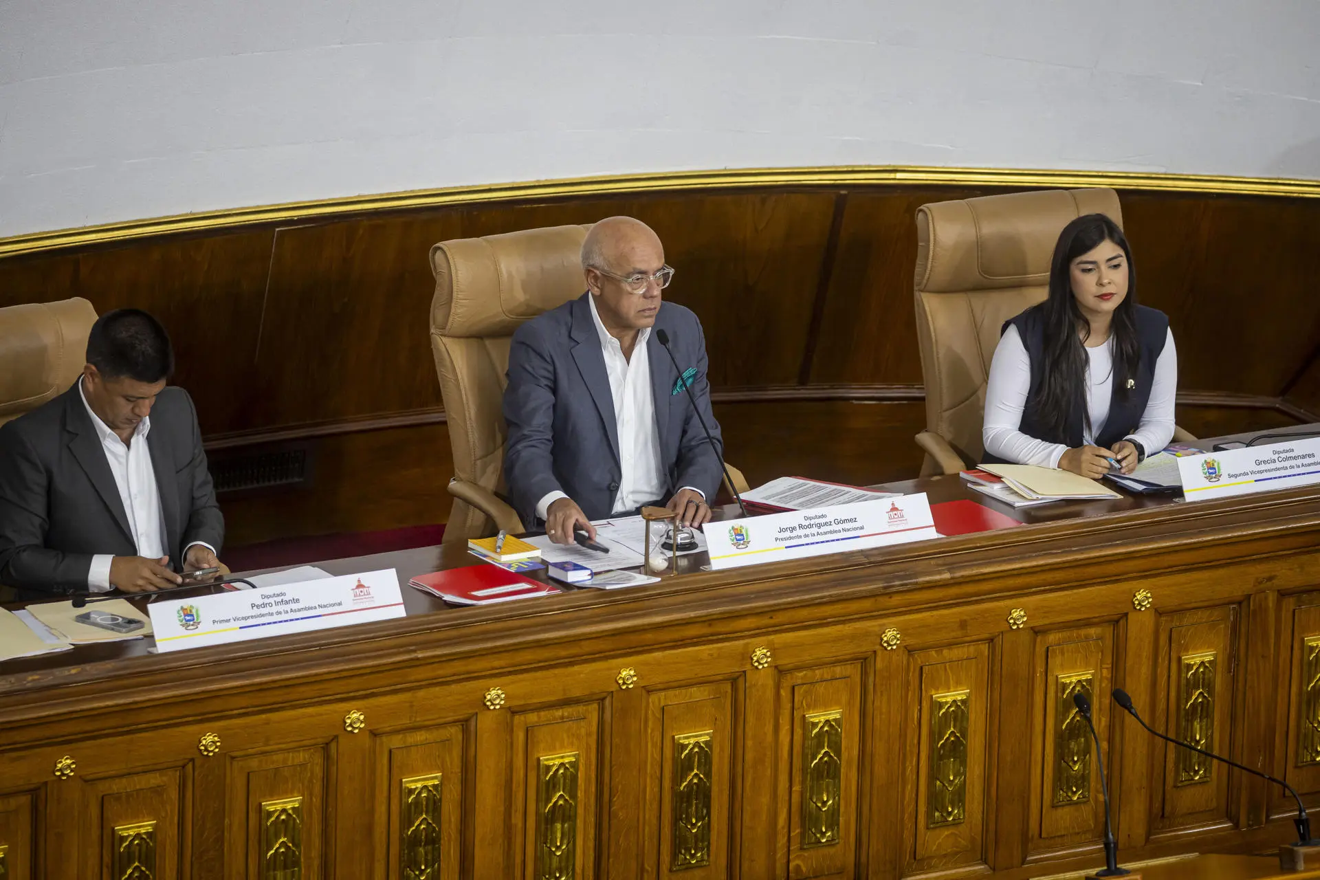 a91600b9236deaaa62108cc465f59c8aee49e100w.jpg