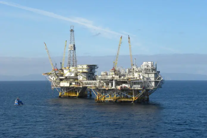azerbaigian offshore 696x464 1.jpg