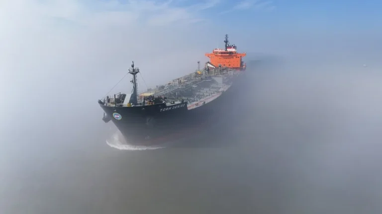 barco petrolero