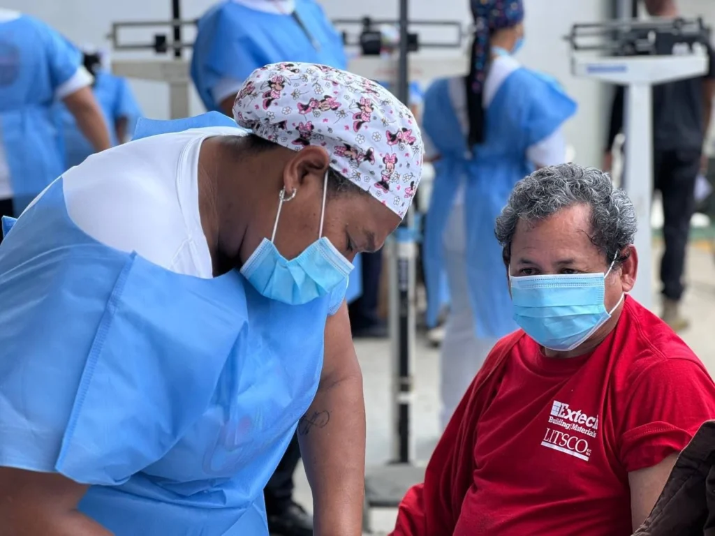 ec6370fe cfe2 4a2d 85c4 aaa3ffdae67c