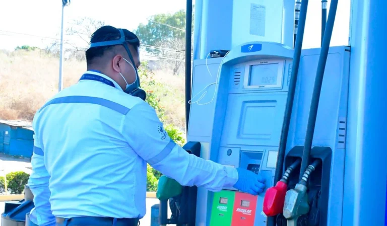 el salvador alza combustibles inflacion