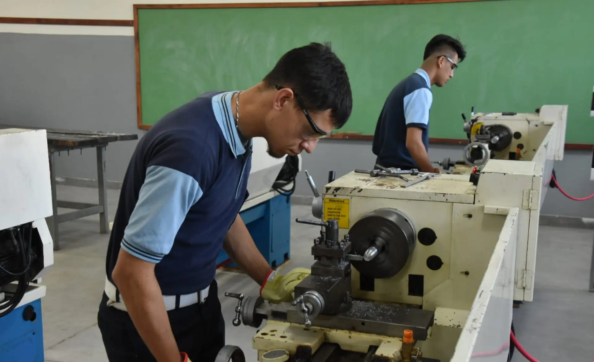 escuelas tecnicas.jpg