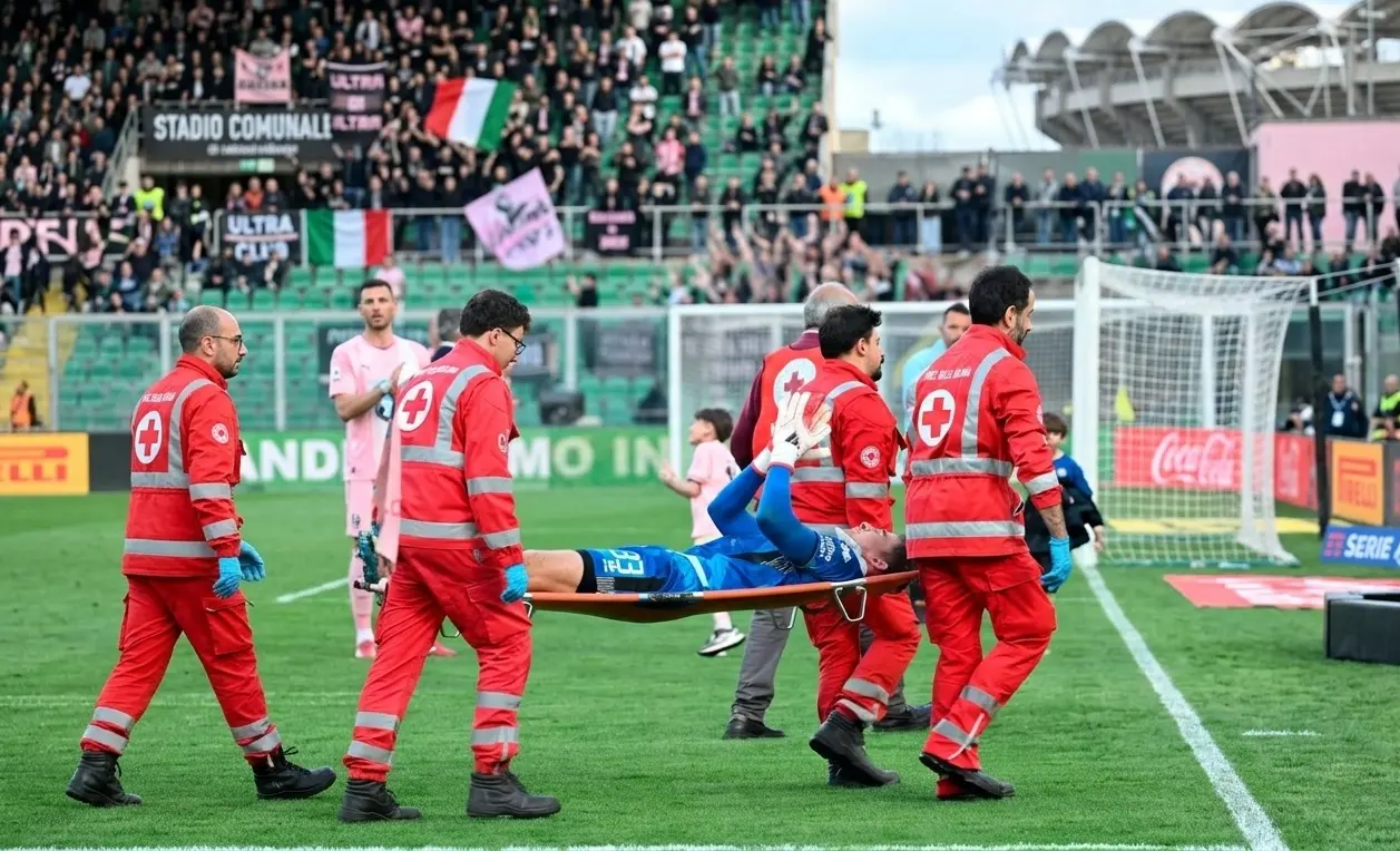 futbol lesion jonathan klinsmann.jpg