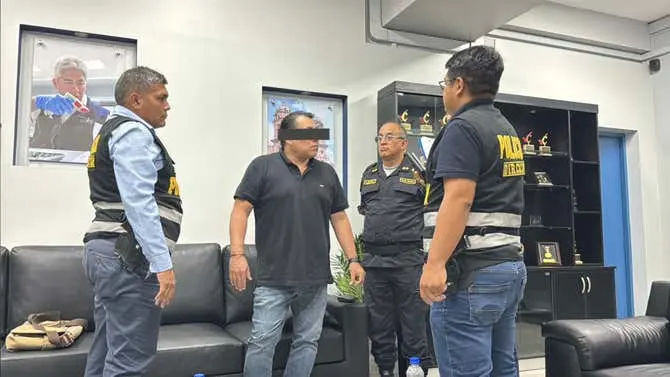 INCIDENTE ELECTORAL PERÚ: DETENCIÓN DE FUNCIONARIO POR FALLAS LOGÍSTICAS